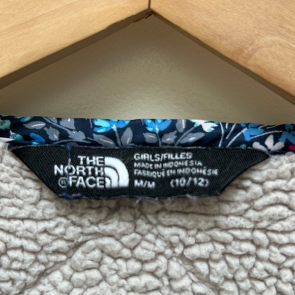 The North Face Penelope Sherpa Quilted Floral Jacket - Picture 11 of 13